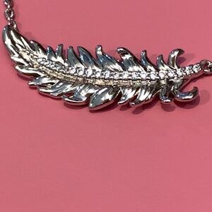 Feather Inspirational Engraved Silver Chain Necklace #keepsake #faith